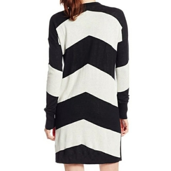 Volcom Chevron Black & Off White Knit Long Sleeve Sweater Dress Size Small S - Picture 5 of 13